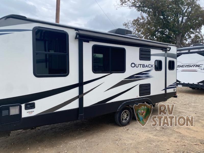 2020 Keystone RV Outback Ultra Lite 221UMD à vendre à Tyler, TX