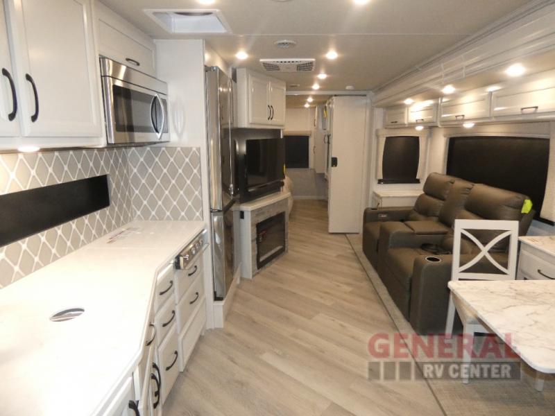 2025 Holiday Rambler Vacationer 33C for sale in Fort Pierce, FL